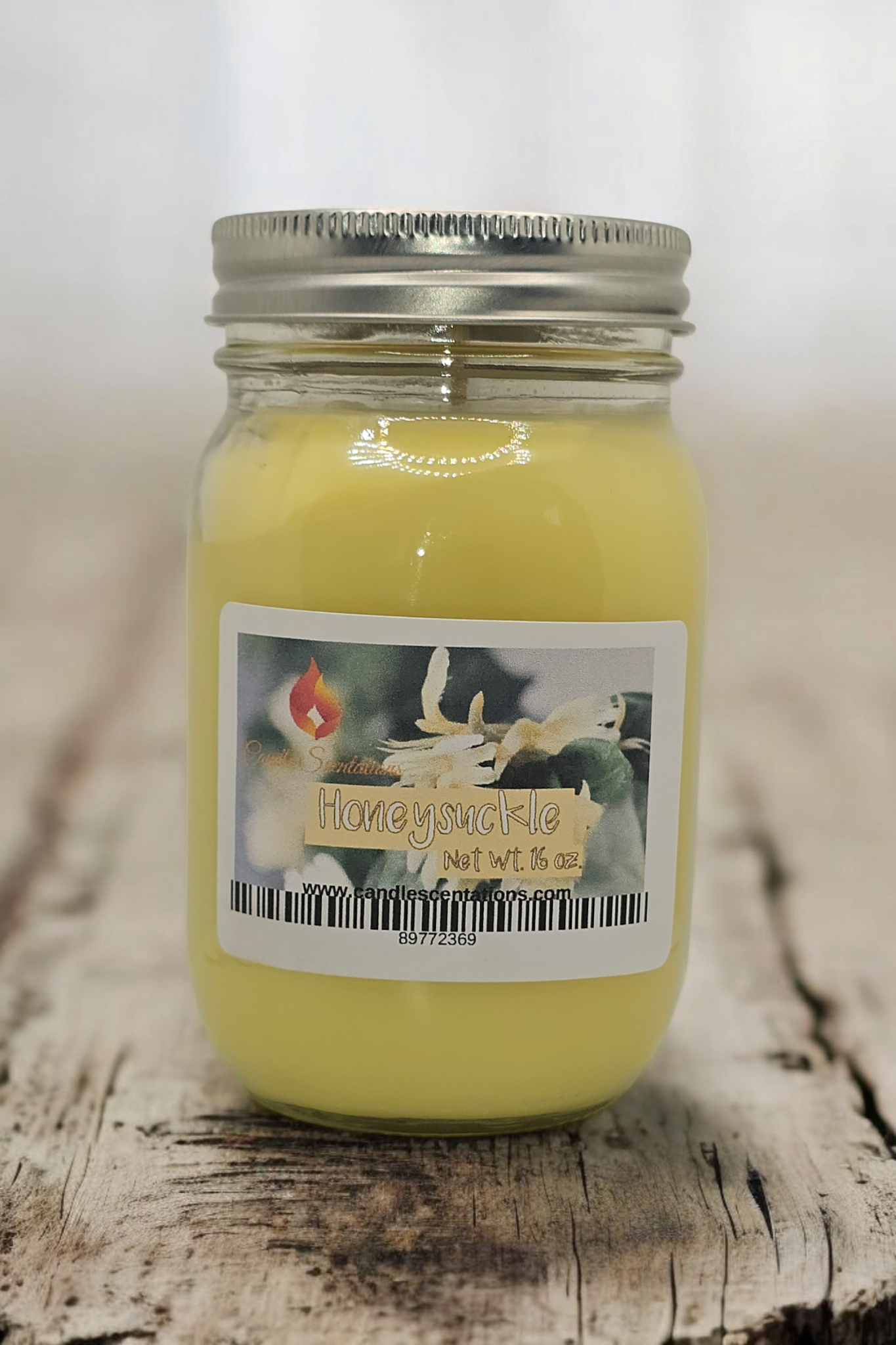 Honeysuckle 16 oz. Candle